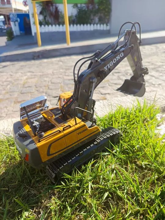 Mini Escavadeira de Controle Remoto 11 Canais- Yigong - Foto 4