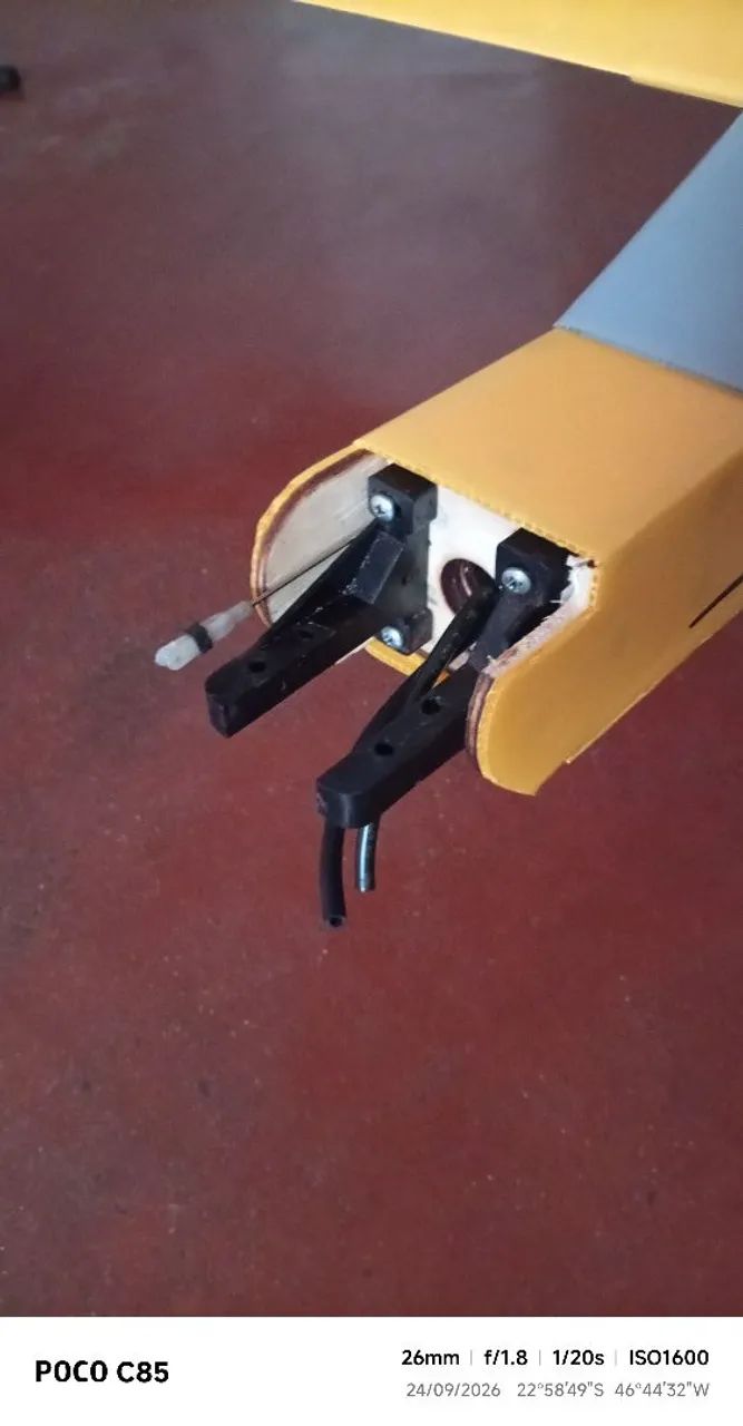 Vendo 2 aeromodelos novos!  - Foto 2