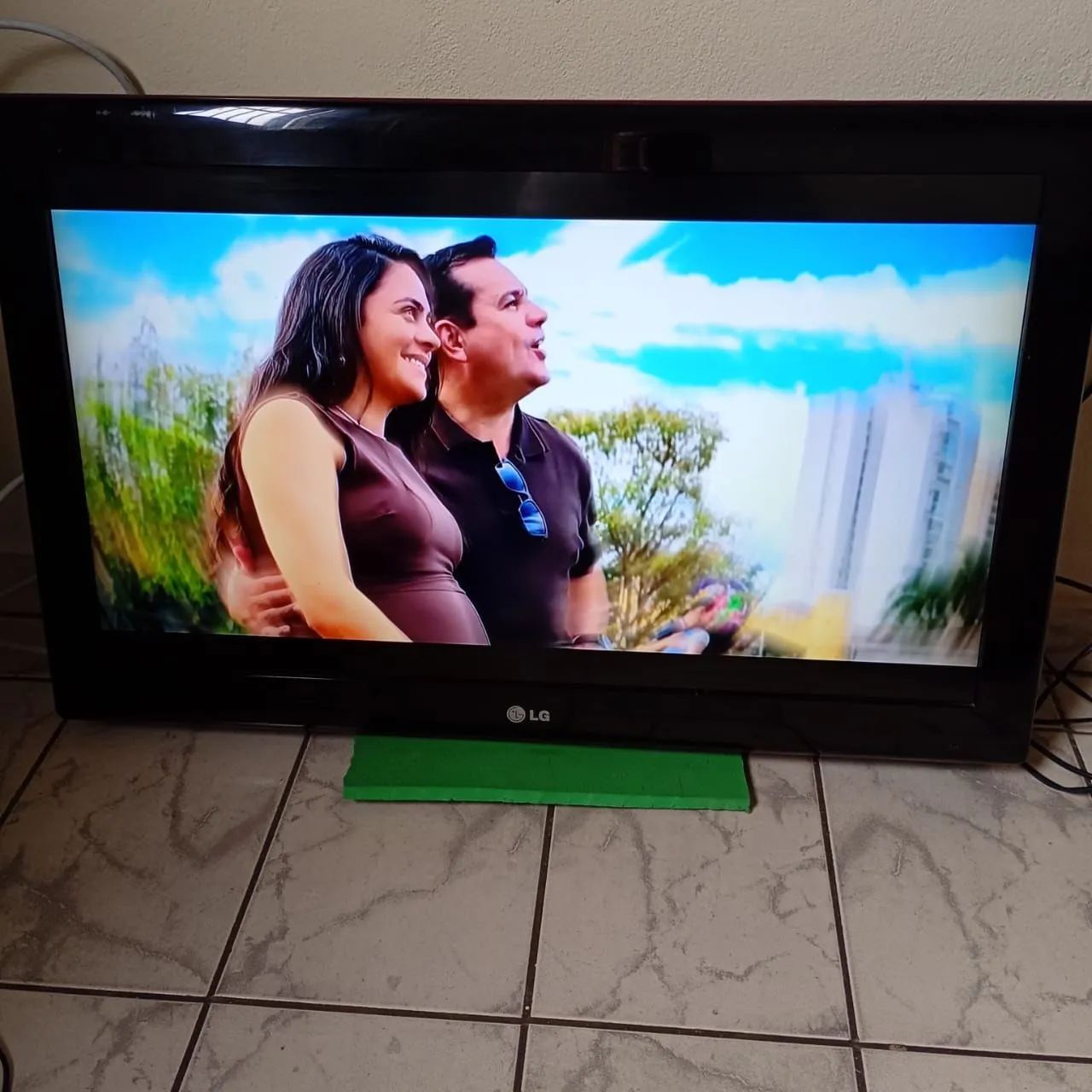 Vende-se tv LG 32 polegadas  - Foto 3