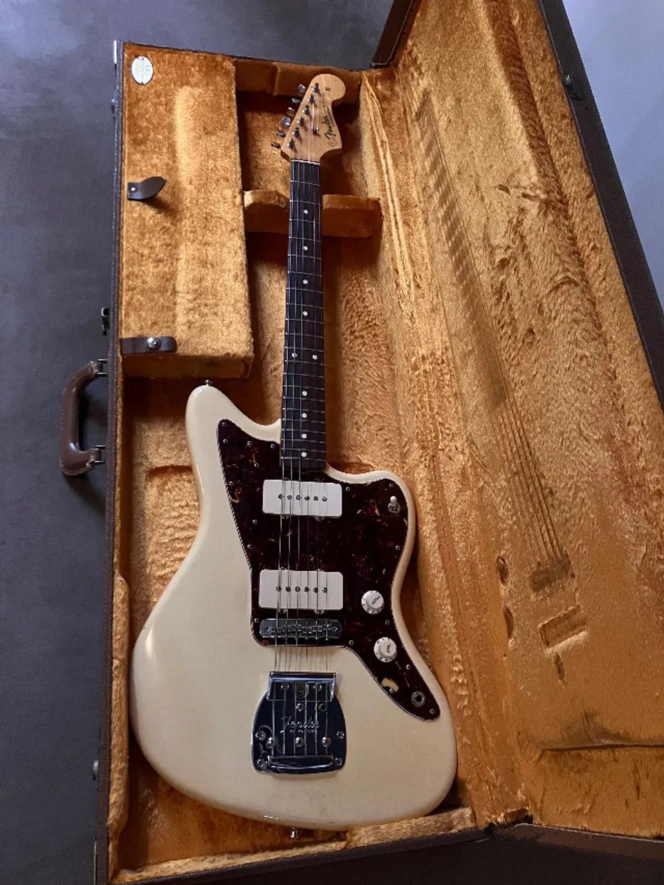 とも Fender USA American Vintage 62 Fender American Vintage '62 Jazzmaster Olympic White [+ case
