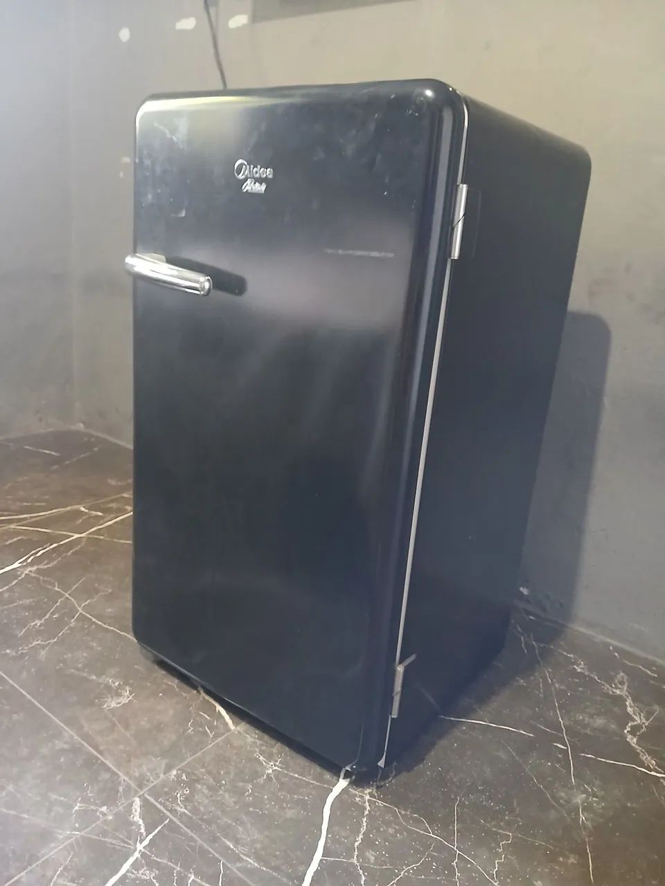 Frigobar midea