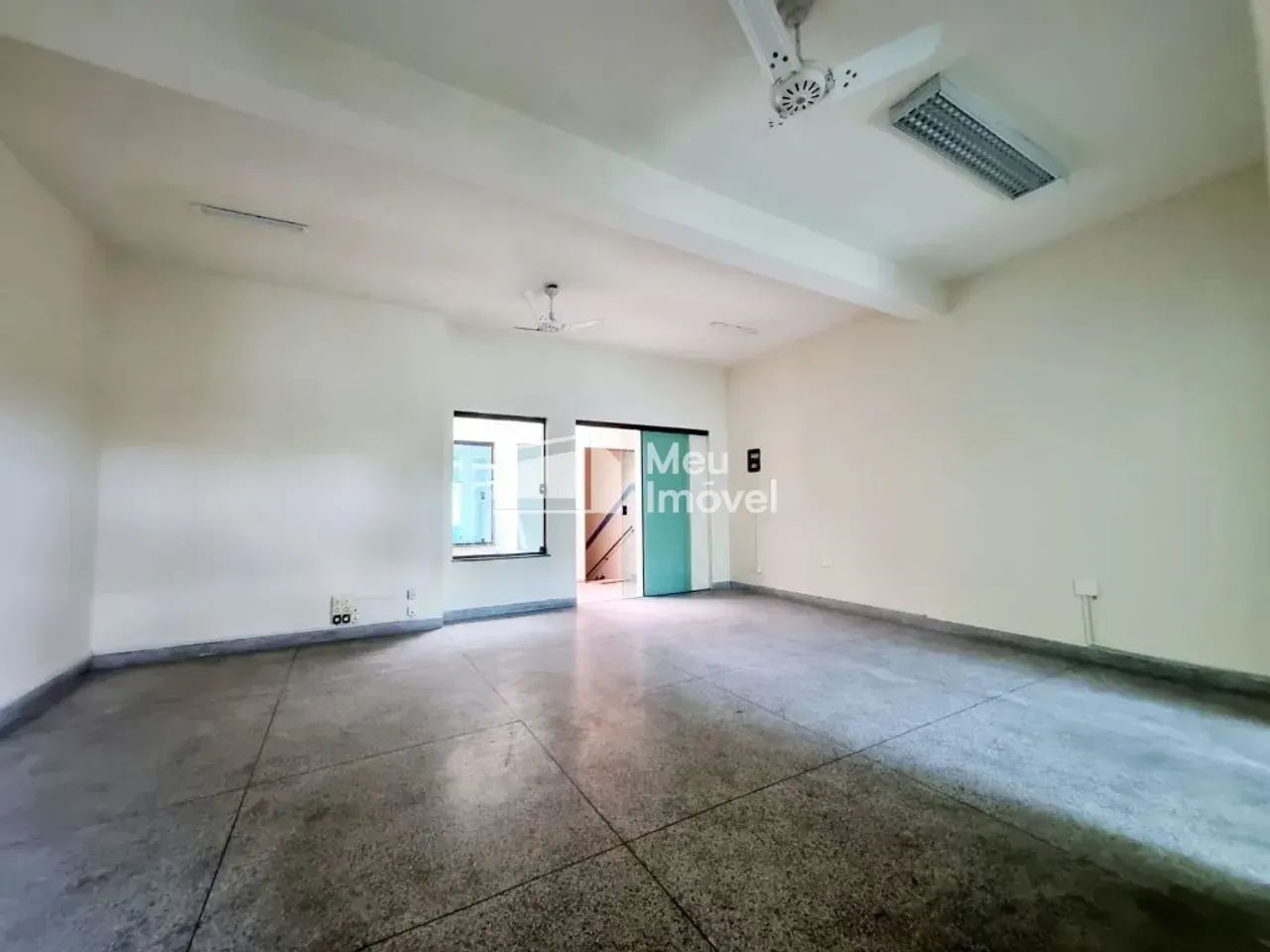 Imóvel para aluguel tem 180 metros quadrados com 3 quartos em Centro - Jacareí - SP - Foto 3