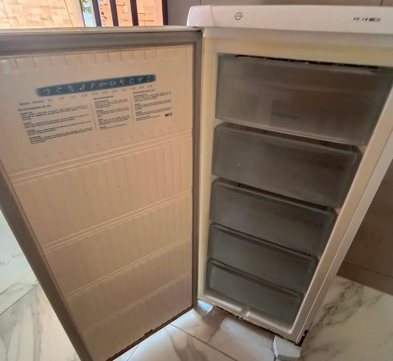 Freezer vertical usado  - Foto 5