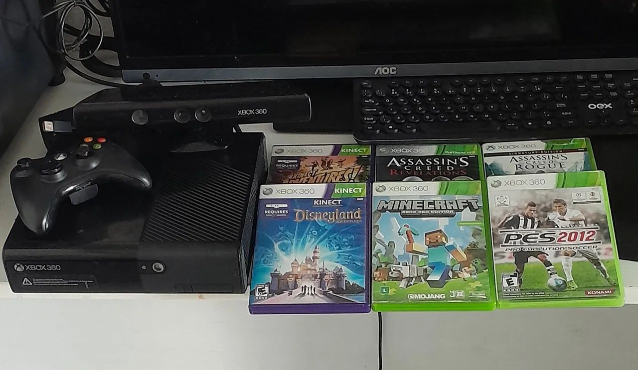 XBOX 360 SUPER SLIM 320GB - Bloqueado