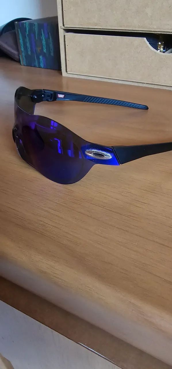 Oakley sub zero bem novo  - Foto 3