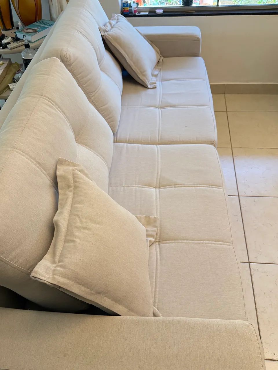 Vendo sofá de linho conservado 2.20M x 90 - Foto 4