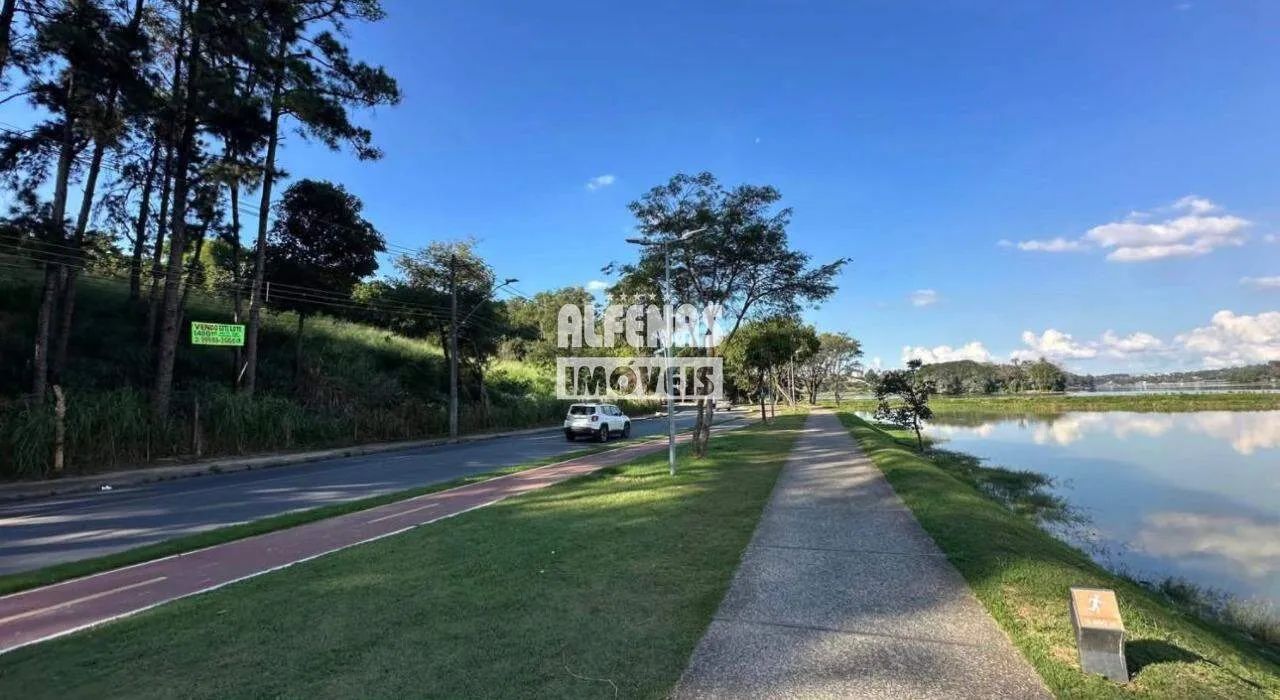 Lote à venda no Bairro Garças