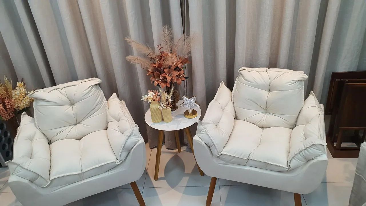 Vendo kit com 2 poltronas em suede bege - Foto 3