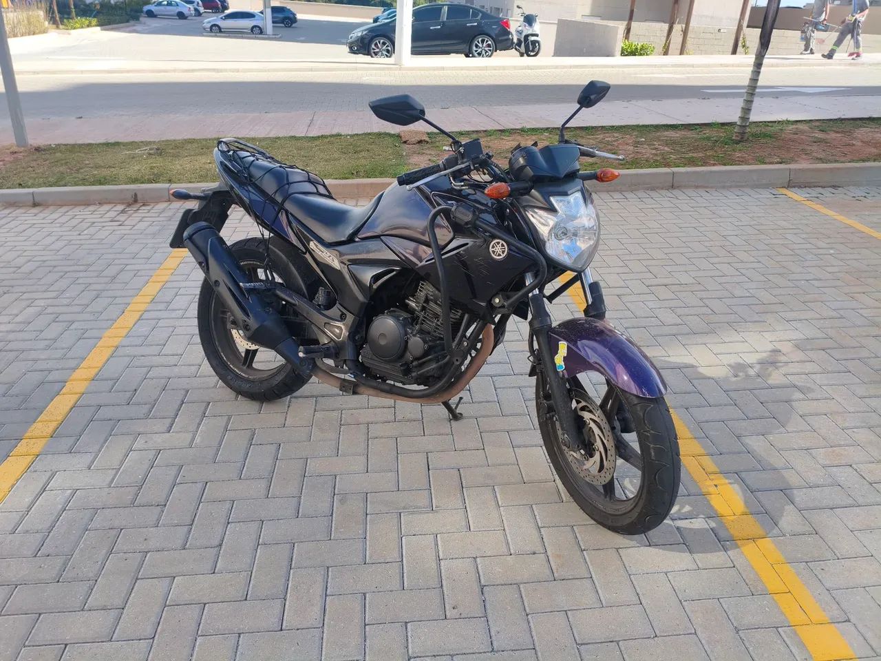 Fazer 250