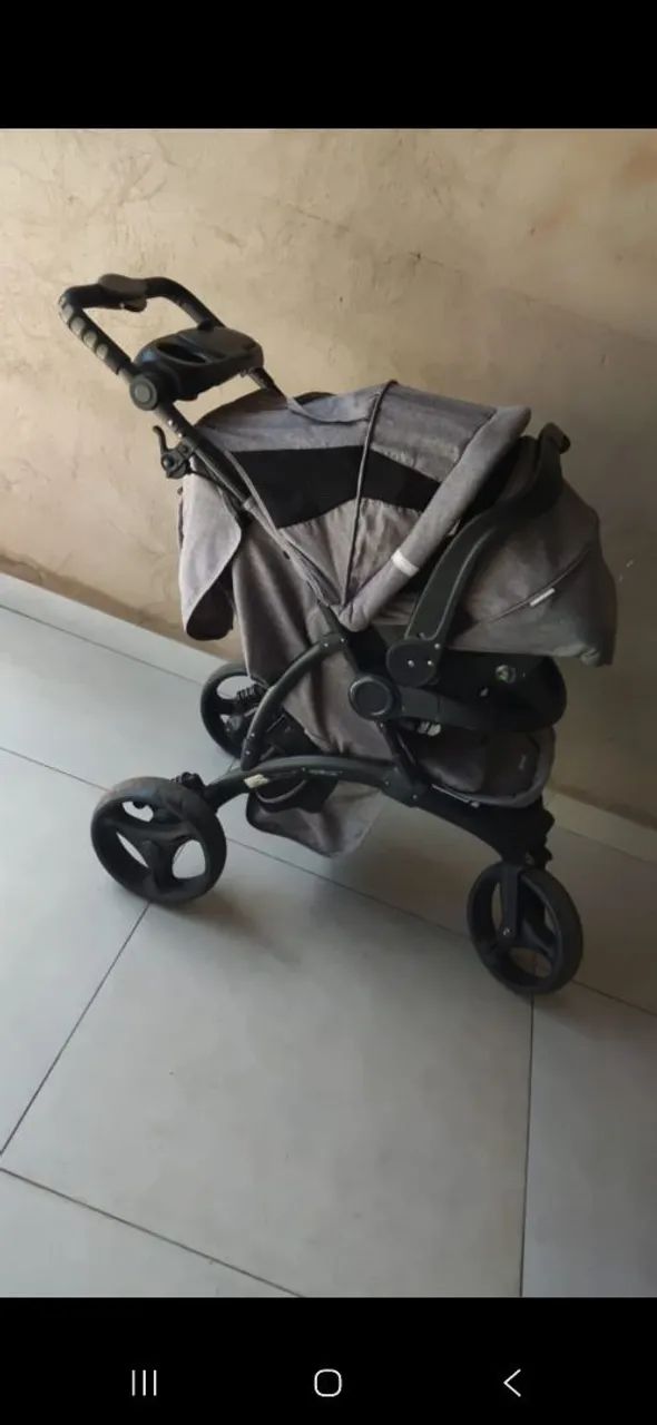Carrinho de bebê com bebê conforto - Foto 4