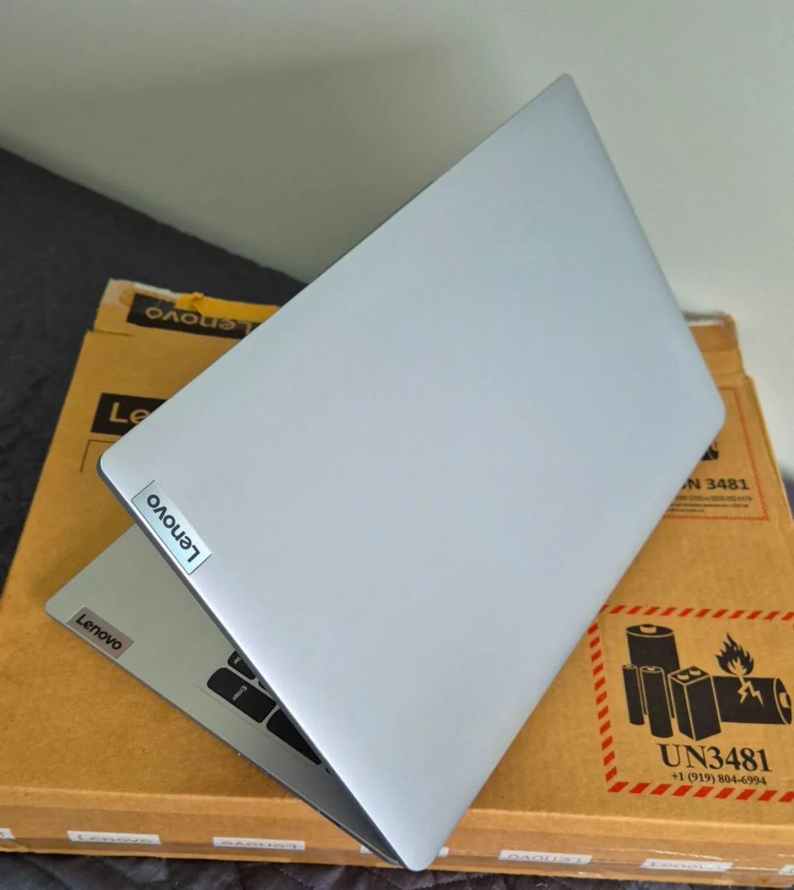 Notebook com 10 meses de uso
