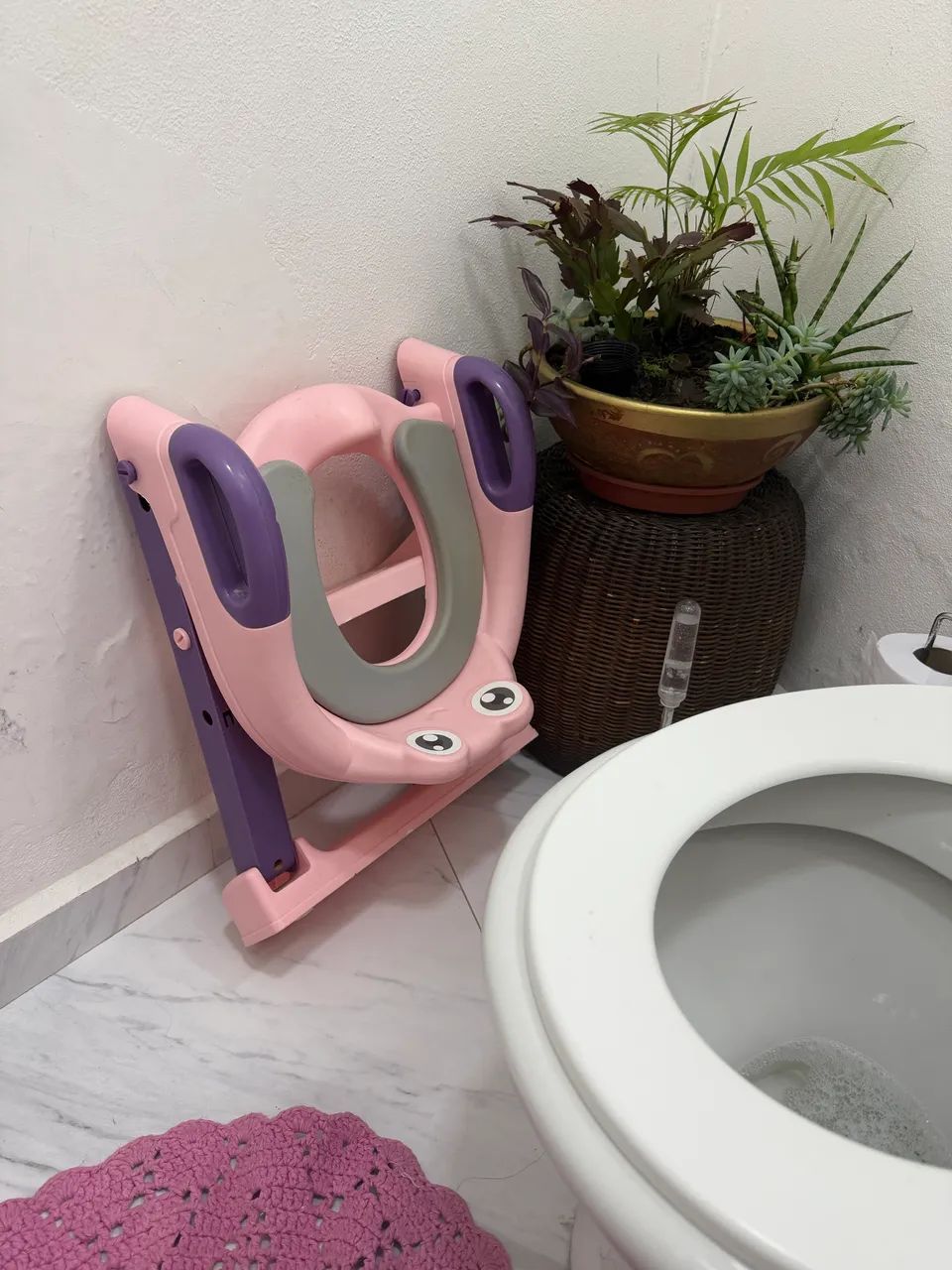 Redutor de Assento Infantil com Escada - Dobrável - Foto 3