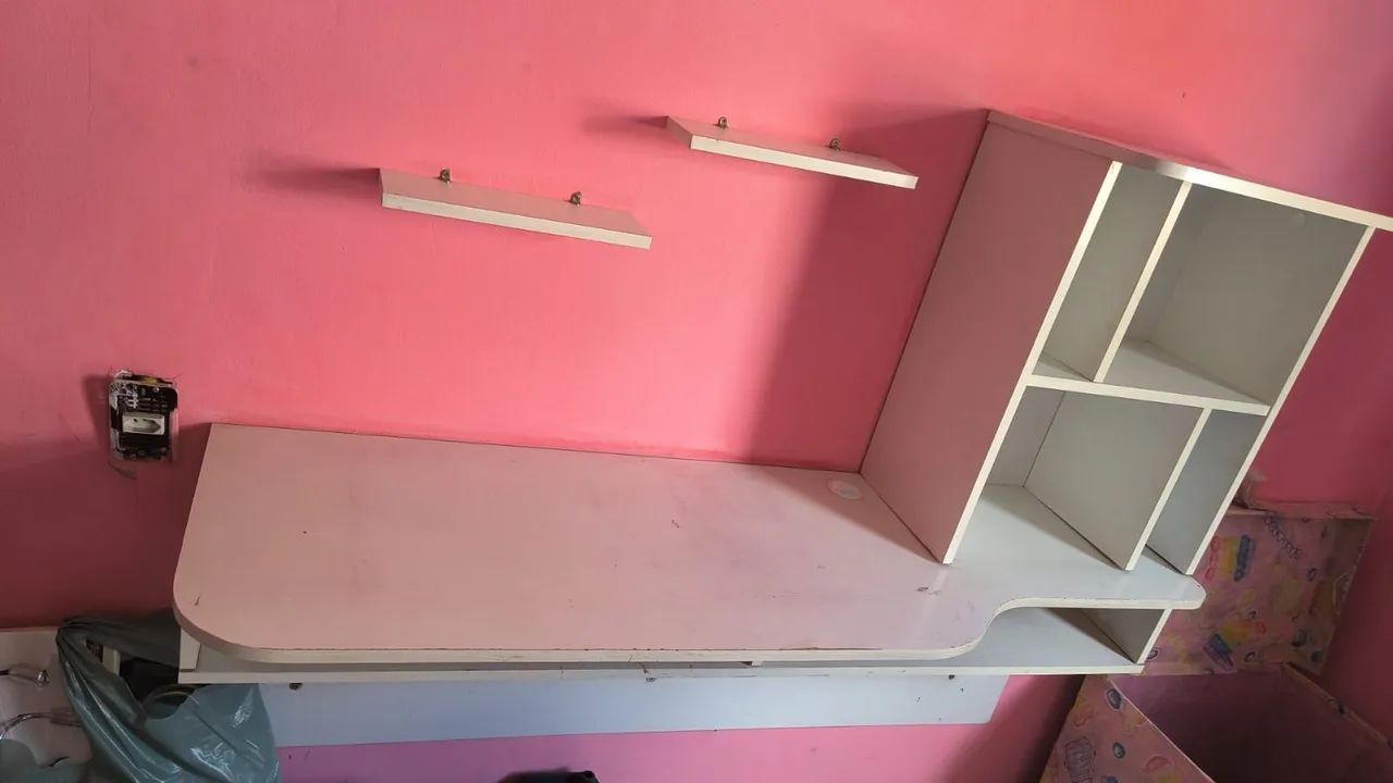 Escrivaninha branca  - Foto 2