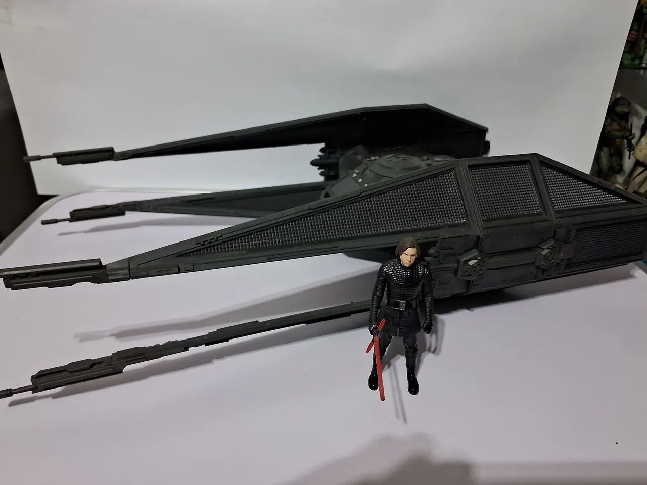 Star Wars Nave Tie Silencer Kylo Ren Hasbro - Hobbies e coleções