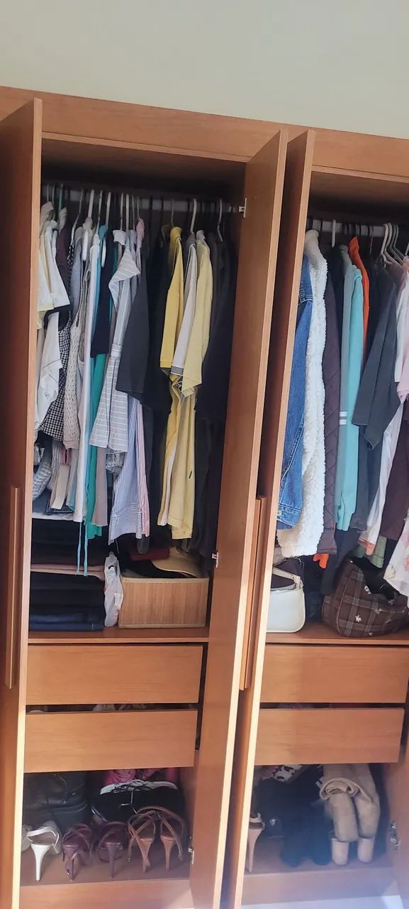 Guarda ROUPAS 4 MESES USO - Foto 2