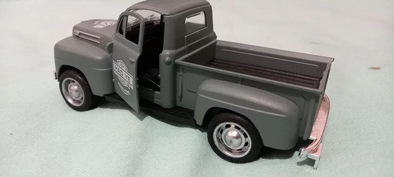 Miniatura brinquedo caminhão antigo - Foto 2
