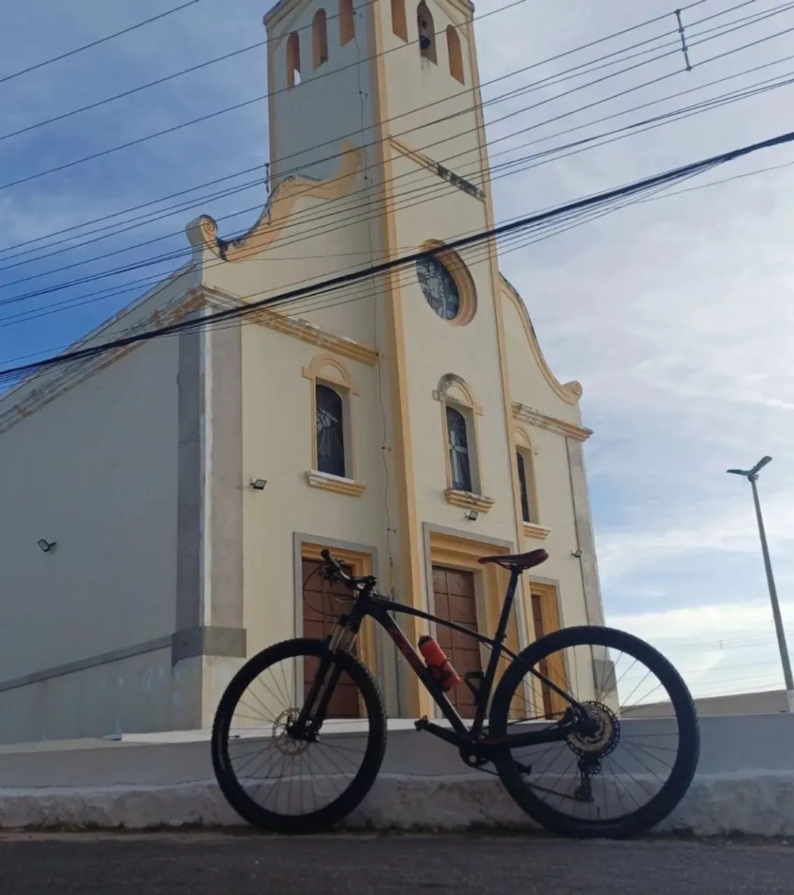 Bicicleta Oggi 7.4 Semi Nova - Foto 3