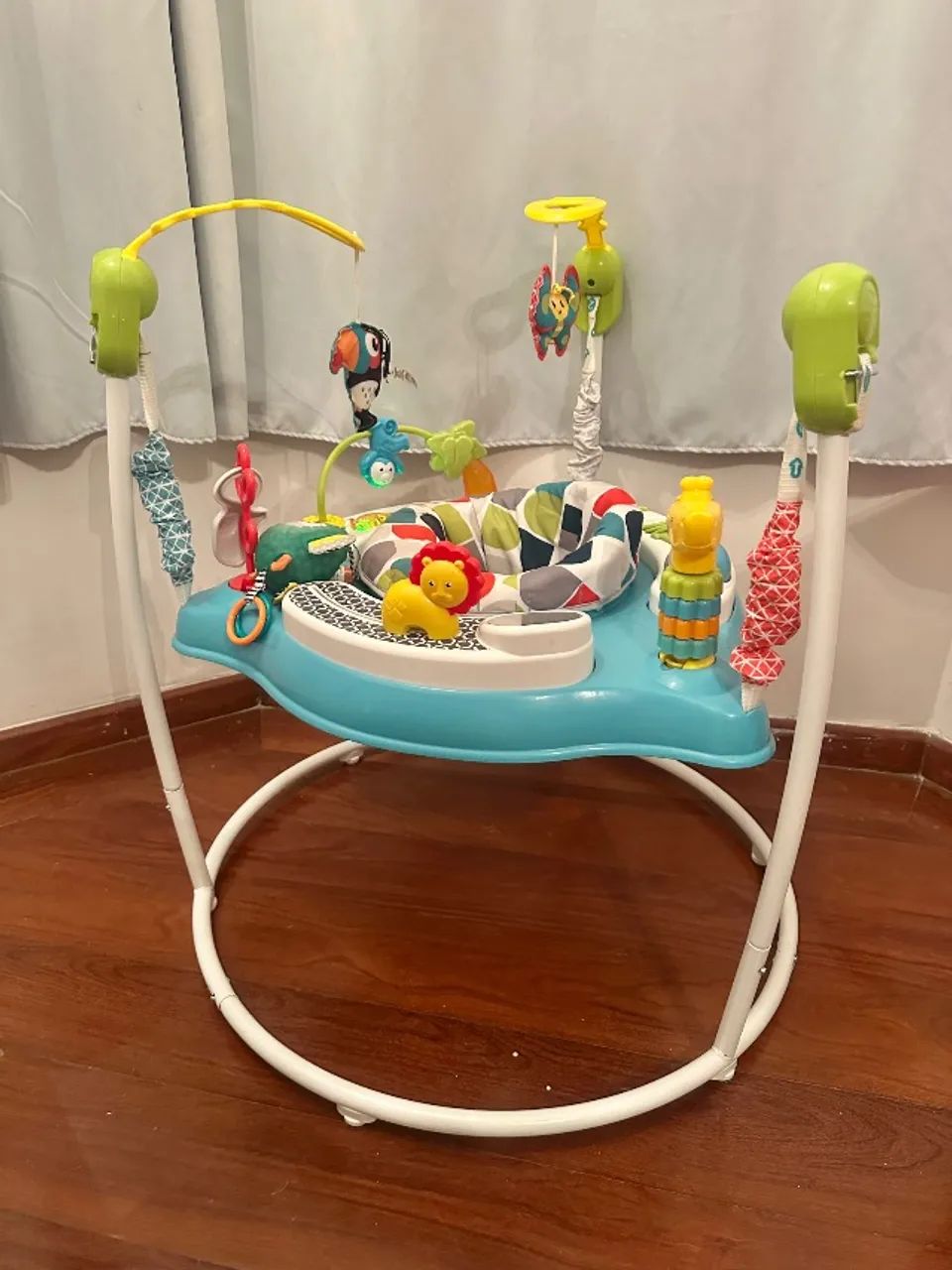Jumperoo para bebê - PERFEITO ESTADO
