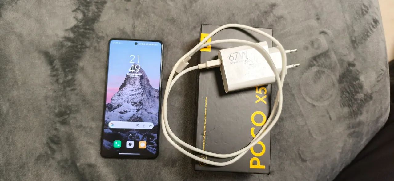 POCO X5 Pro 5G - 8GB RAM / 256GB