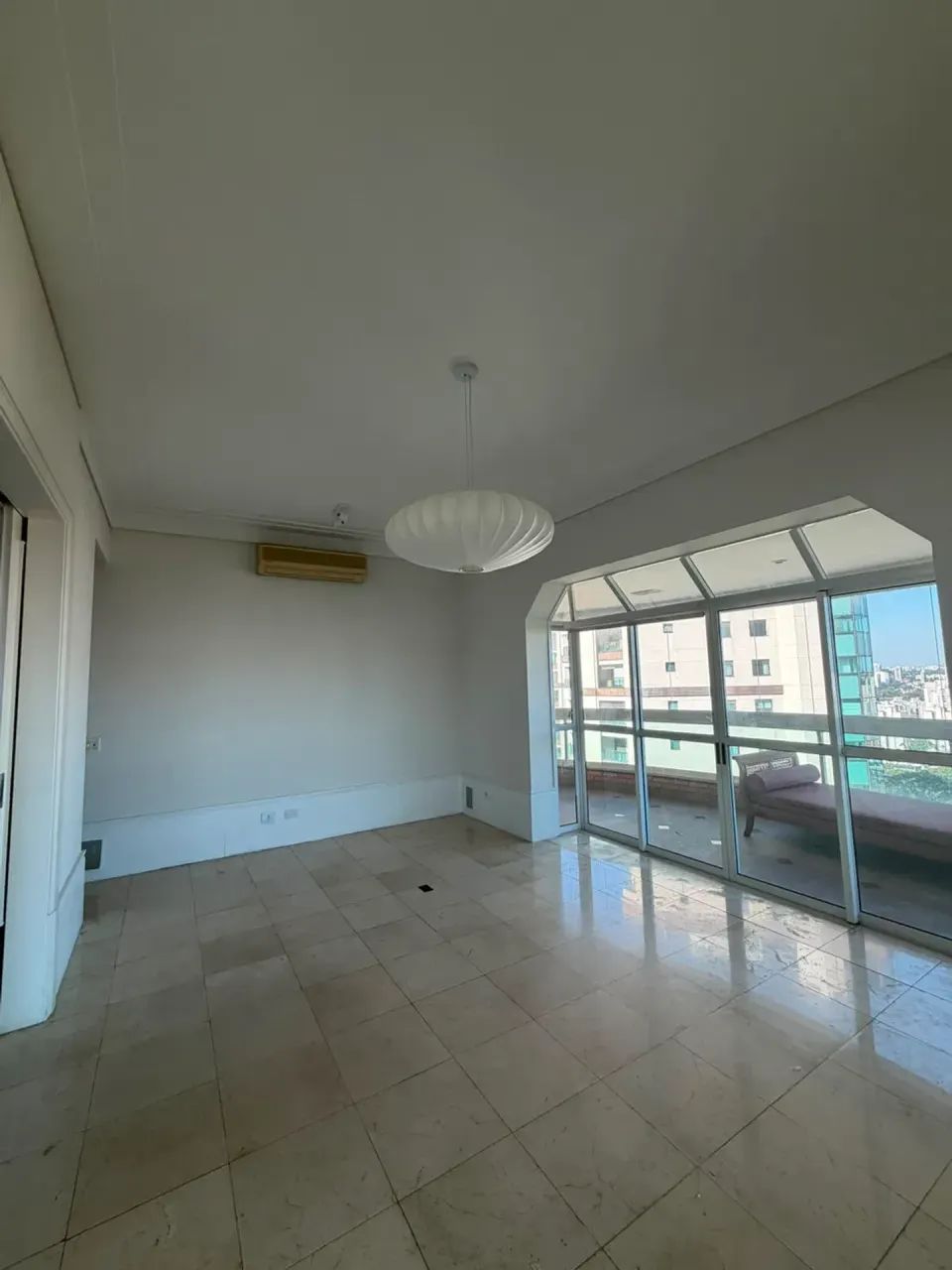 Imóvel para aluguel e venda tem 368 metros quadrados com 3 quartos - Foto 2