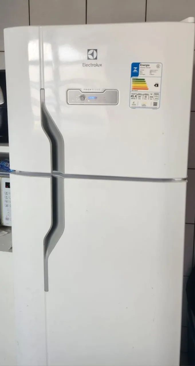 Vendo geladeira pouquíssimo uso - Foto 4