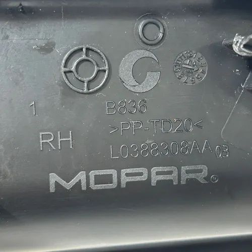 Capa Trilho Banco Direito Jeep Compass T270 2022 A 2024 Preto - Foto 8