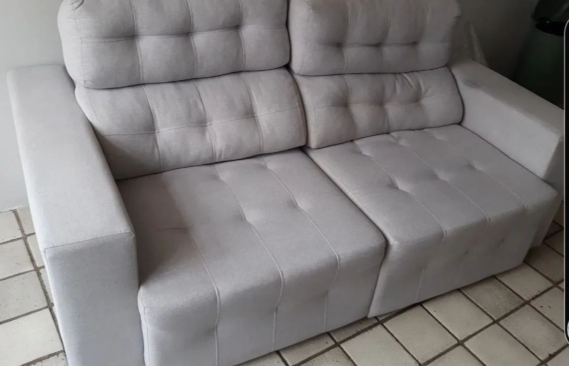 Sofá retrátil e reclinável linho cinza claro 2 metros larg.
