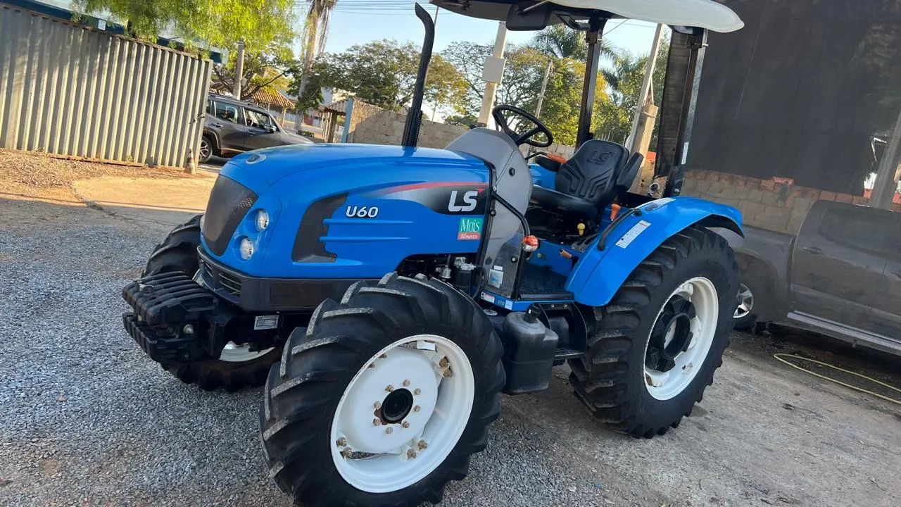 LS Tractor U60  2022 novíssimo!!!!!!