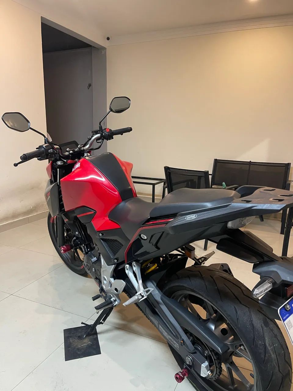 CB300f  - Foto 4