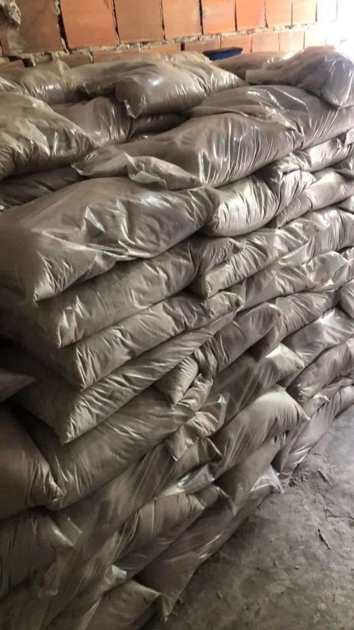 Areia ensacada a pronta entrega ,ENTREGA GRÁTIS.