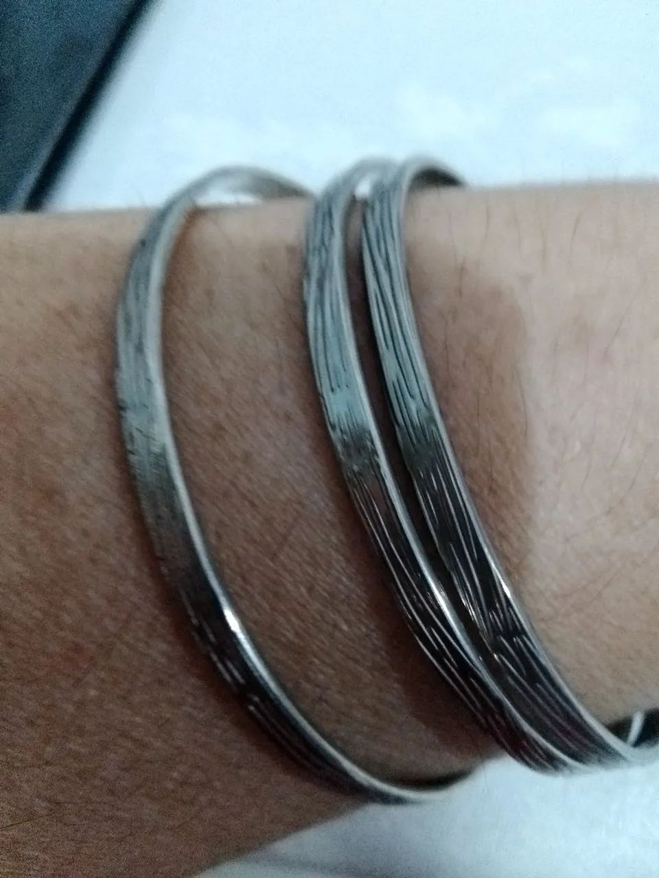 Kit 3 pulseiras vintage em cobre banho de ouro branco  - Foto 2