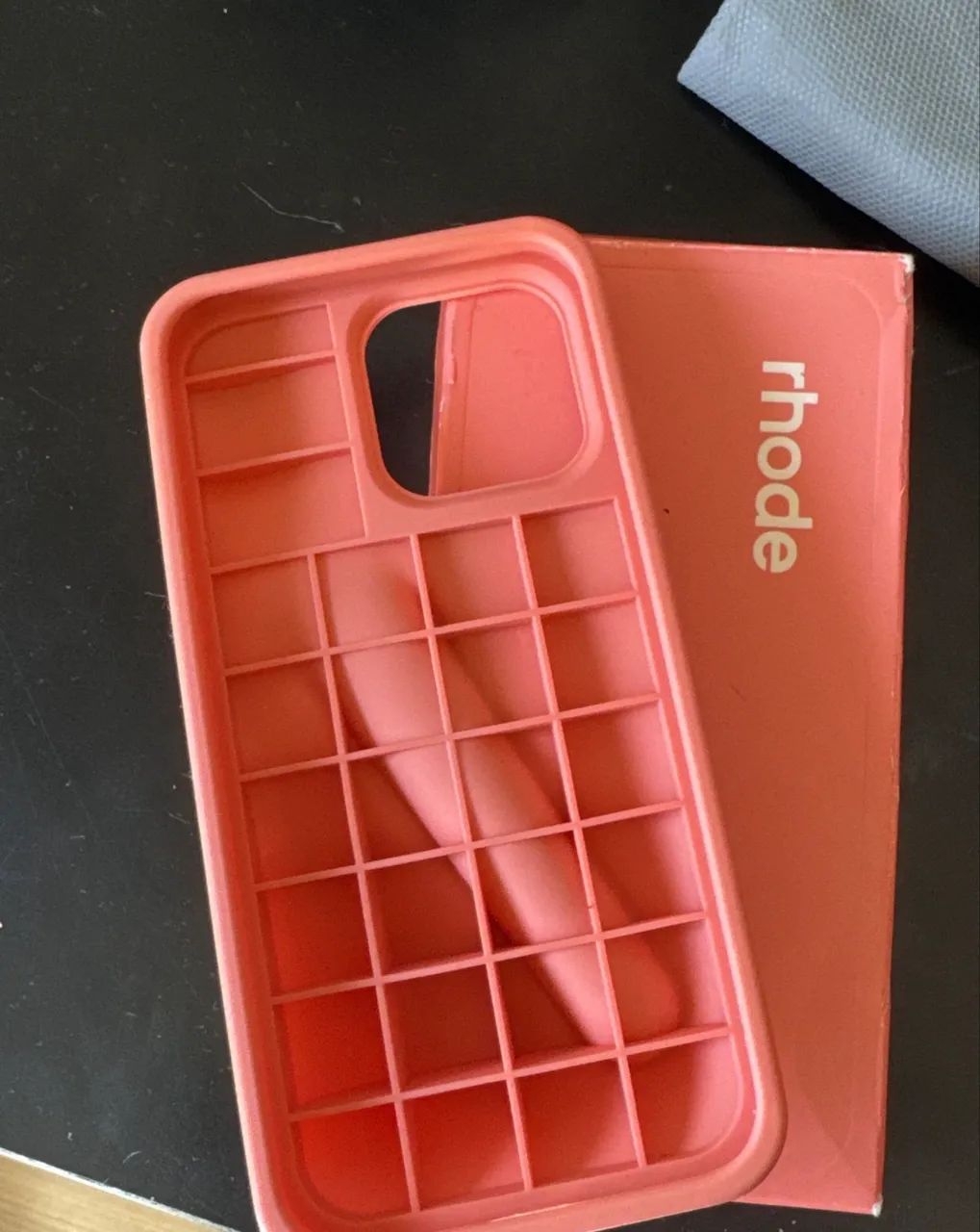 capinha original rhode iphone 15 pro max  - Foto 2