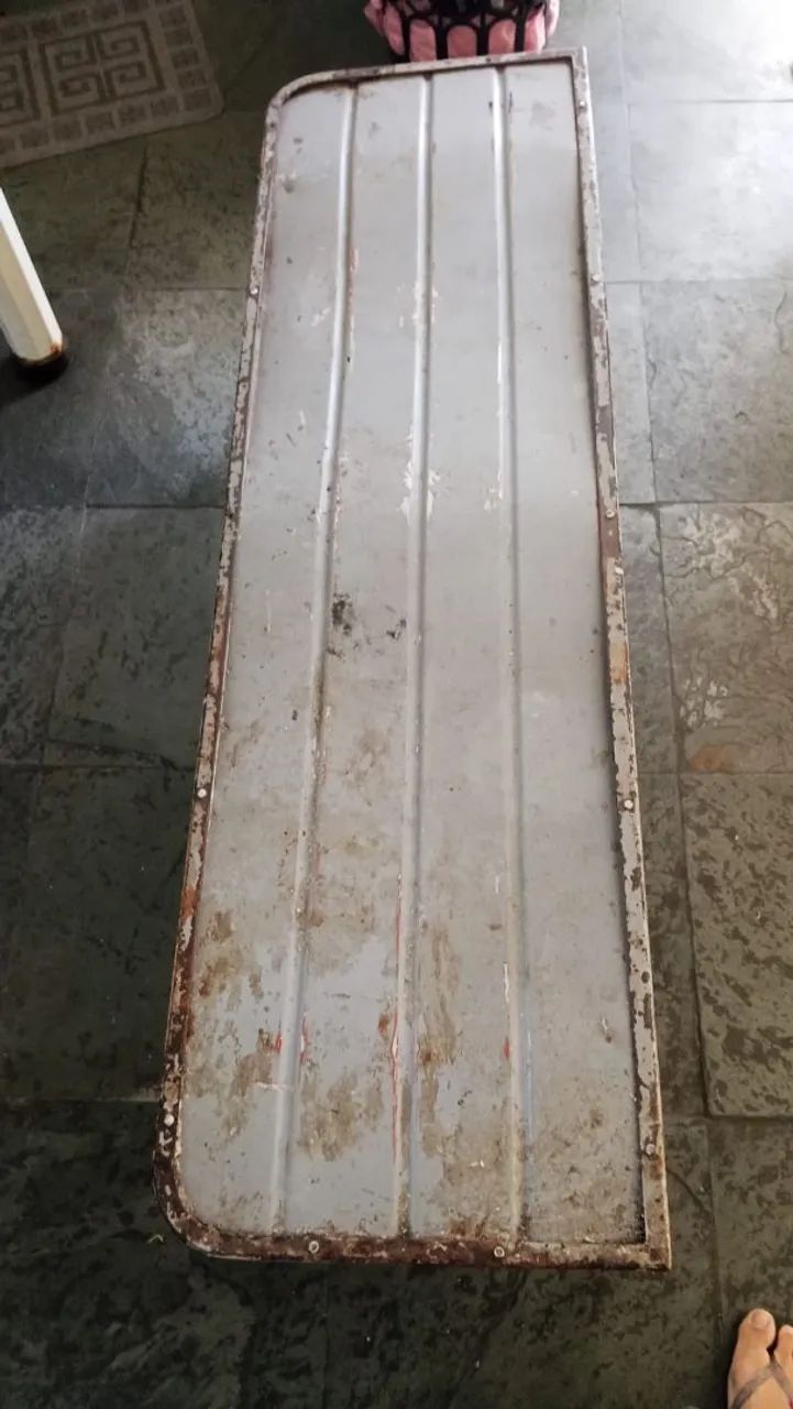 Banco de ferro