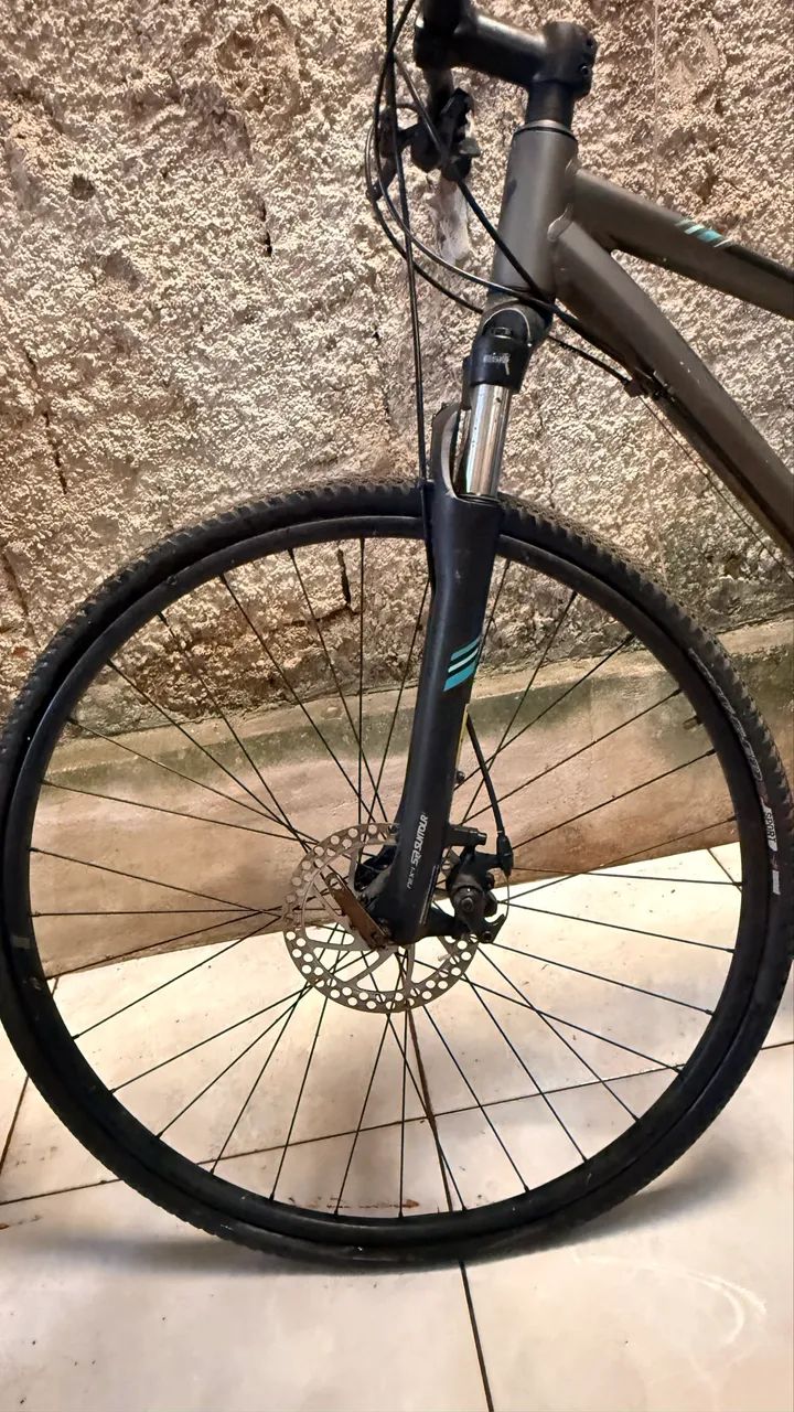 Bicicleta Specialized Ariel aro 29 - Foto 4