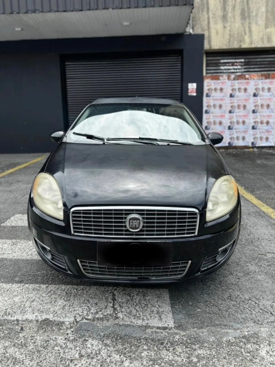 Fiat Linea LINEA LX 1.9/ 1.8 Flex 16V Dualogic 4p 2011