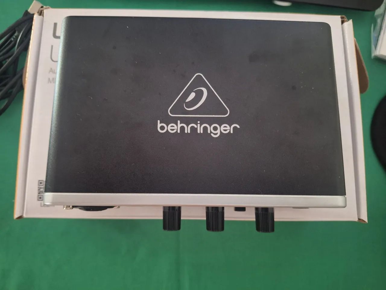 Interface de Audio Behringer UMC22  - Foto 4