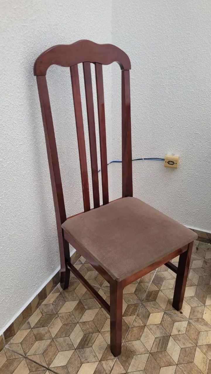 Conjunto de mesa com 4 cadeiras  - Foto 3