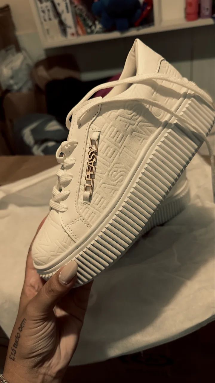 Tênis lança perfume  - Foto 3