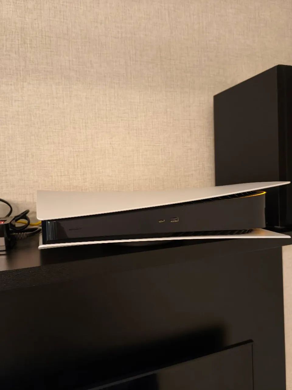 Playstation 5 com 2 Controles - Foto 3