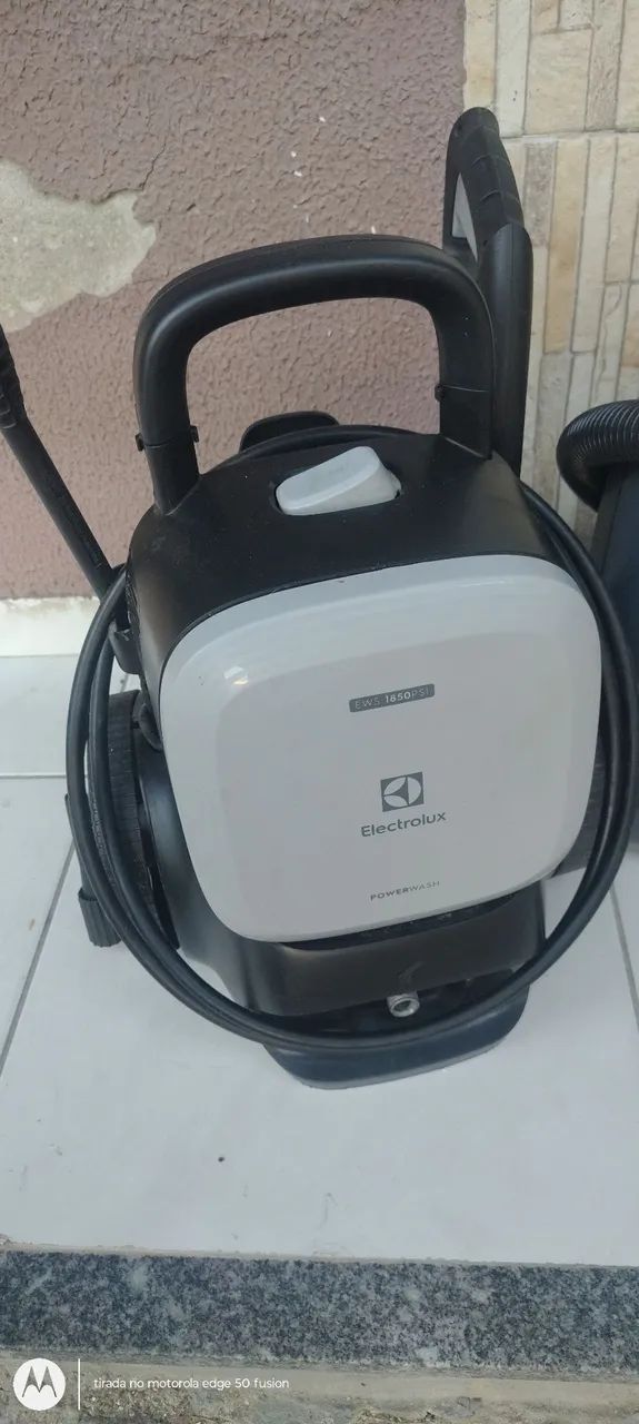 Lavadora Eletrolux e aspirador  - Foto 3