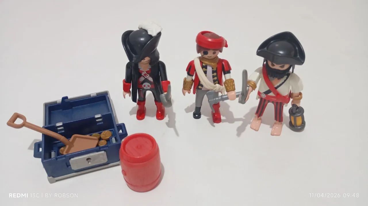 Playmobil piratas  trio