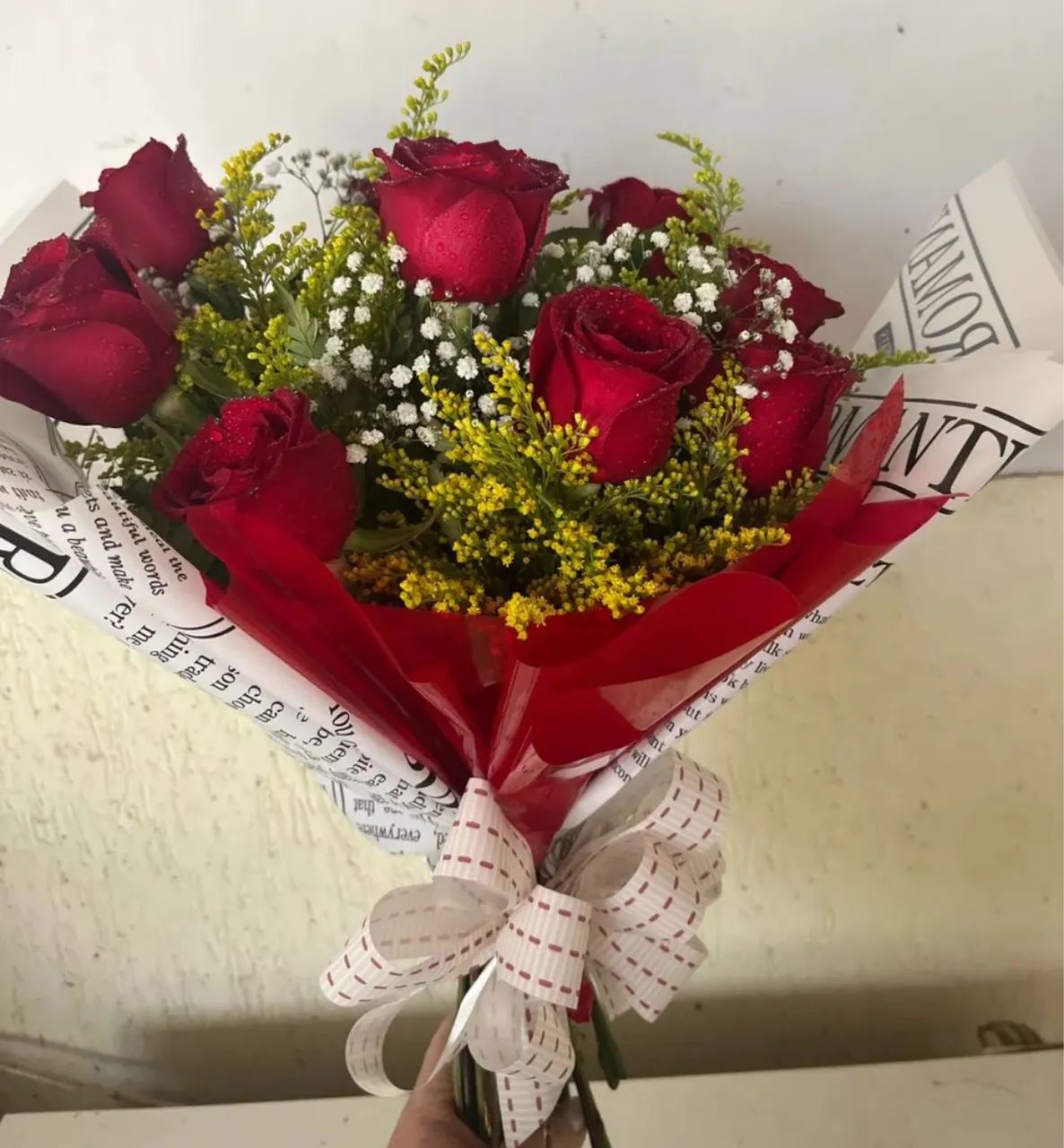 Buquê com 12 rosas - Foto 4