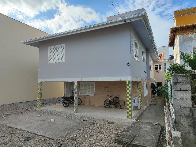 Vendo imóvel com 5 apartamentos na Ponta do Papagaio