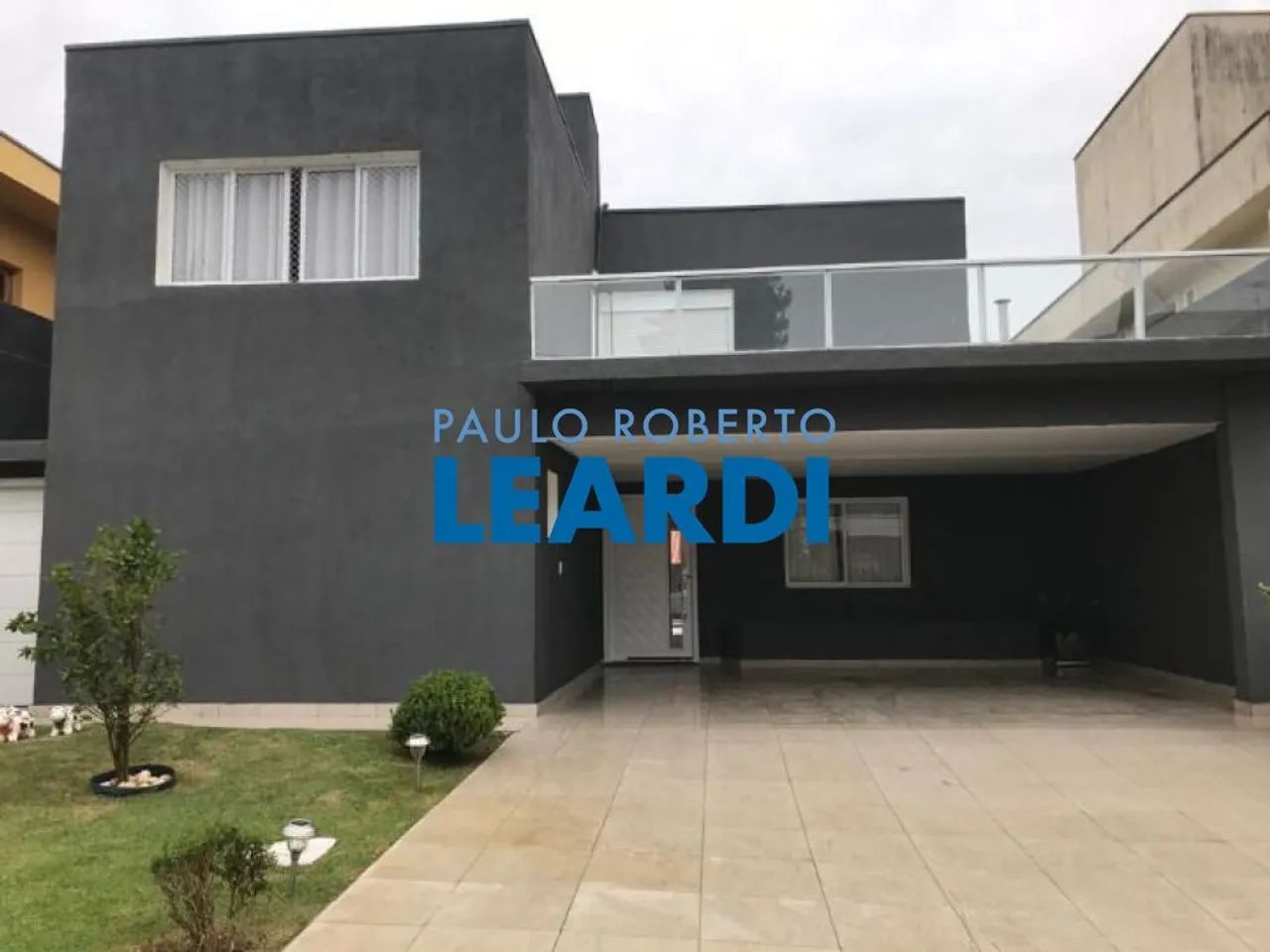 CASA EM CONDOMÍNIO - ALPHAVILLE - SP