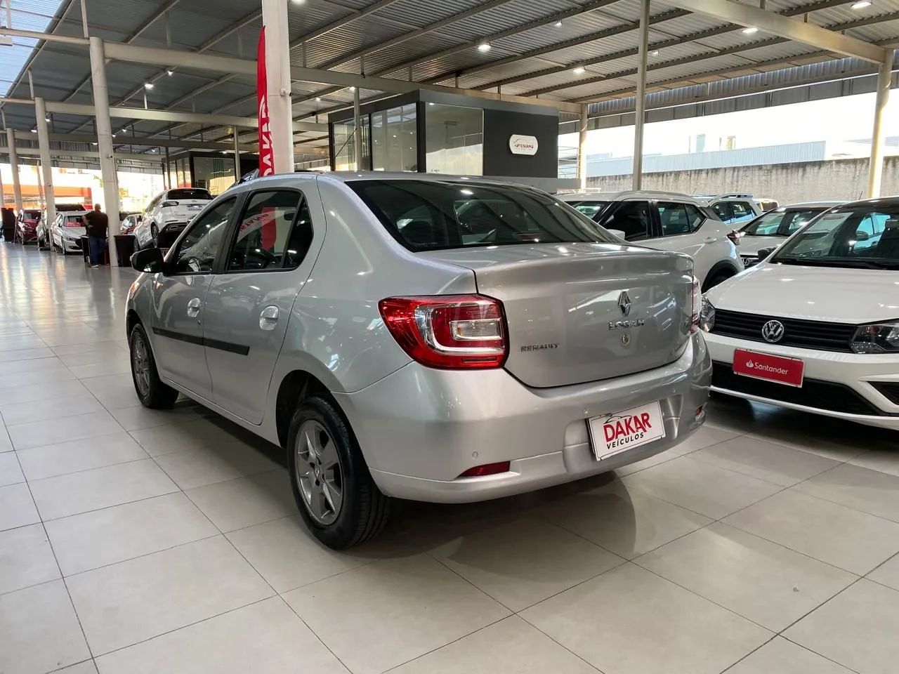 Renault Logan Expression Hi-flex 1.6 8V 4P 2017 - Foto 4