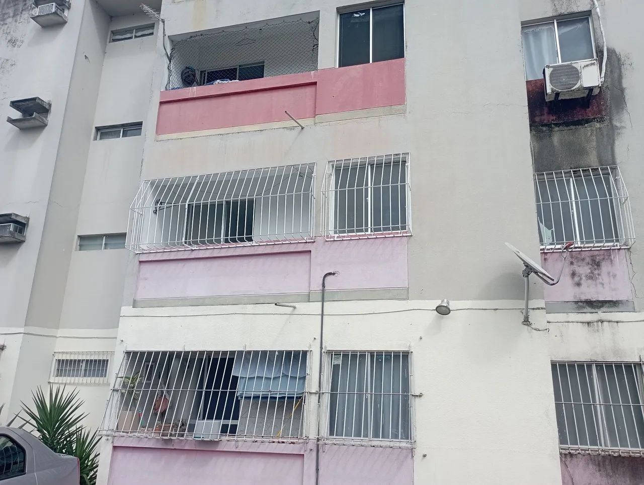 Apt 2 quartos com suite em Candeias