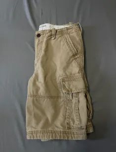 Bermuda Abercrombie cor bege