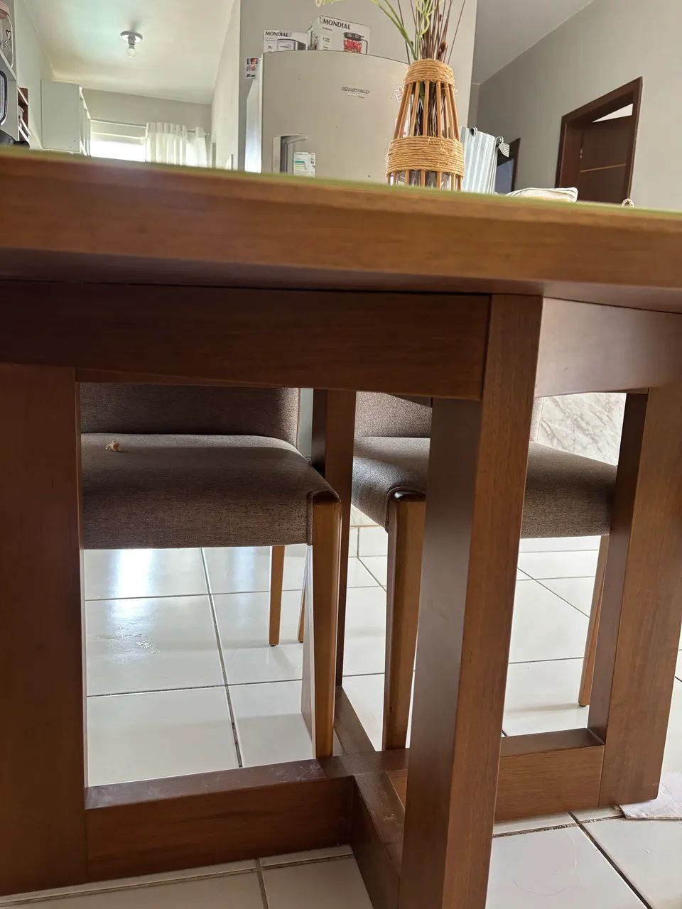 Mesa com 6 cadeiras  - Foto 4