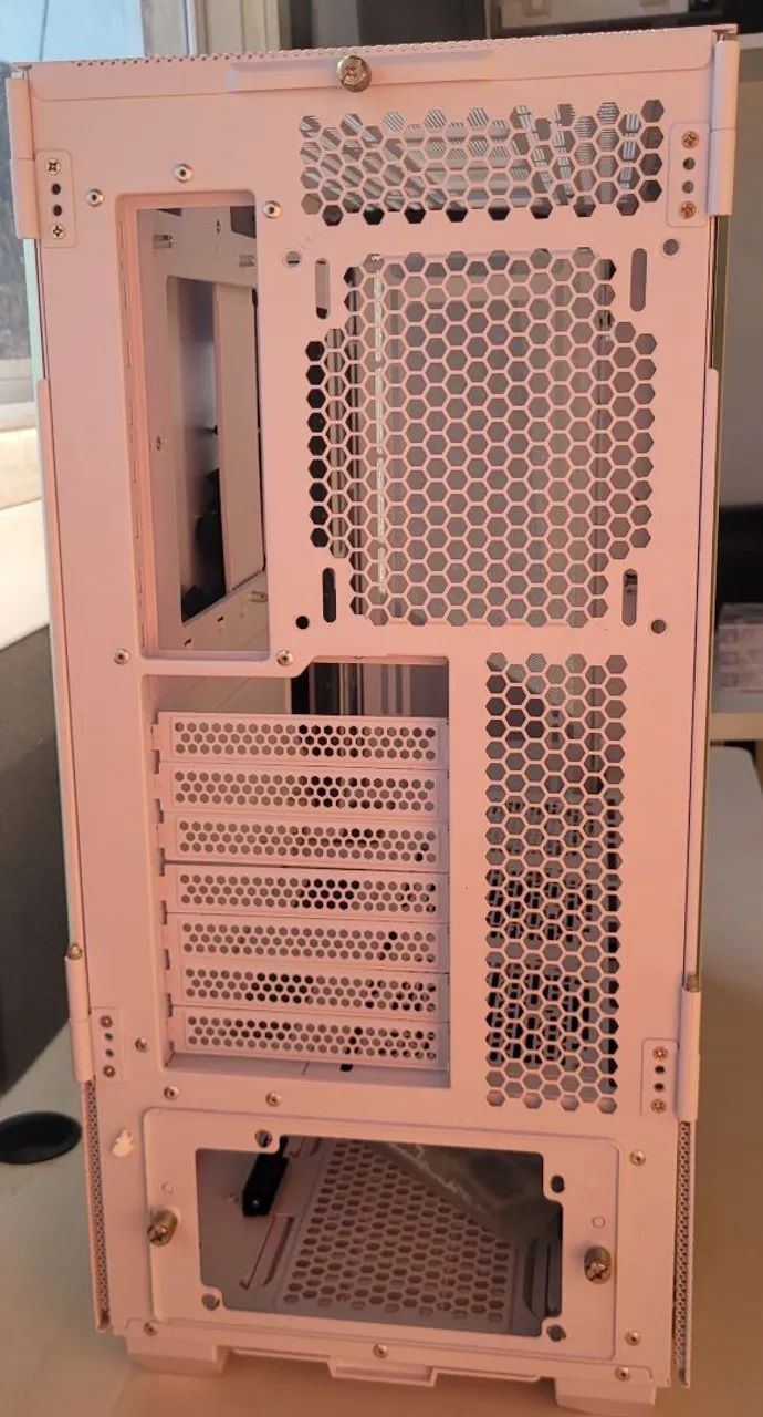 Gabinete Lian Li Lancool III Branco - Foto 4