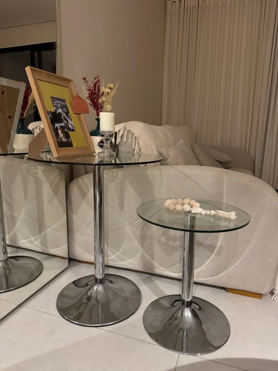 Conjunto de mesas de vidro
